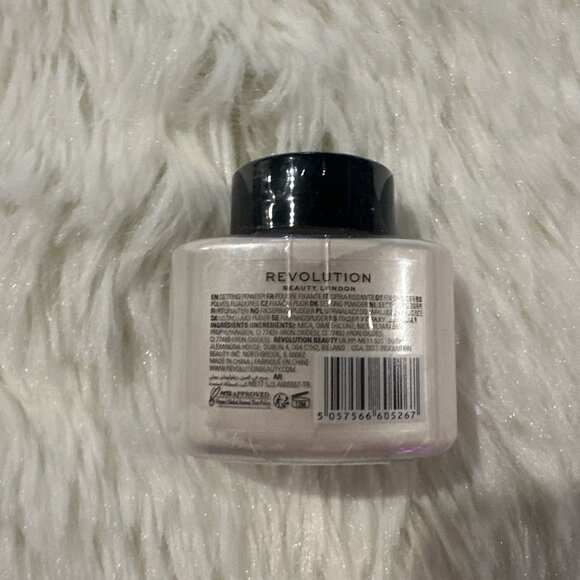 Revolution Translucent Baking Powder New .35 oz make up - Picture 4 of 5